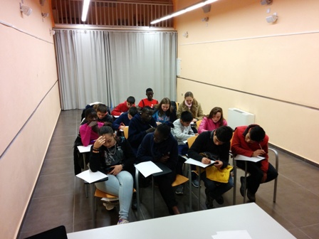 Visita aula acollida INS